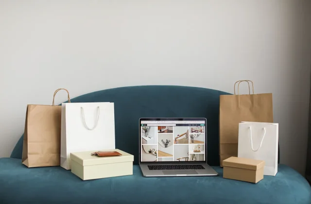 Automation and data work applied to E-commerce operations.