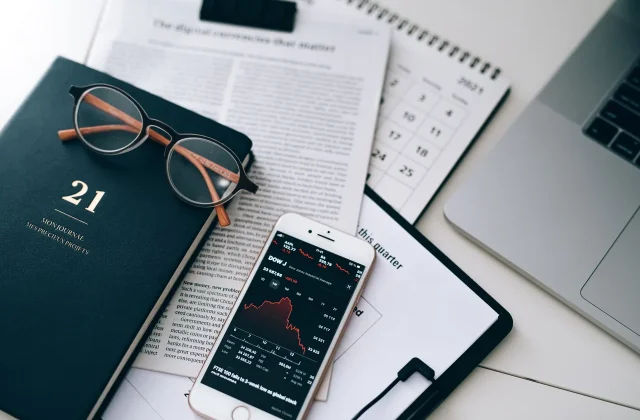 Automation and data work applied to Finance & FinTech operations.