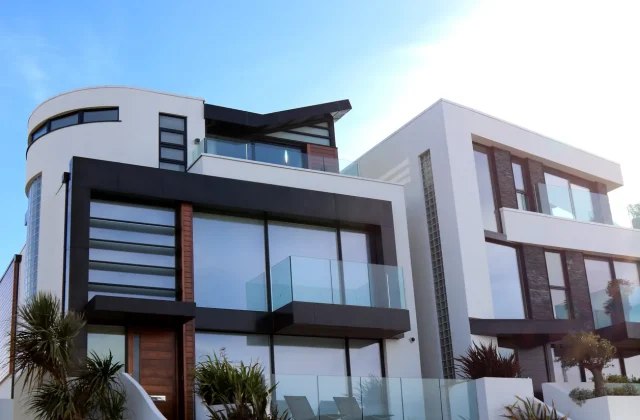 Automation and data work applied to Real Estate operations.