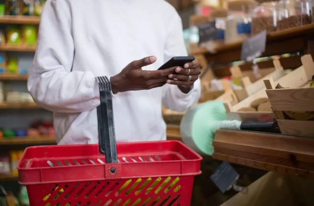 Automation and data work applied to Retail & FMCG operations.
