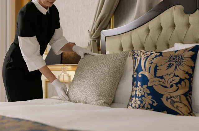 Automation and data work applied to Travel & Hospitality operations.